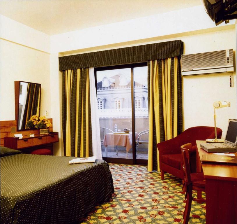 Hotel Jorge V Лиссабон Номер фото